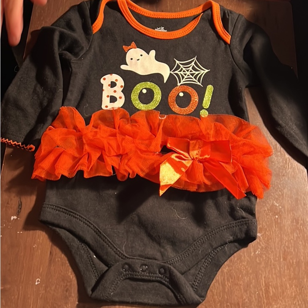 Halloween onesie for infant